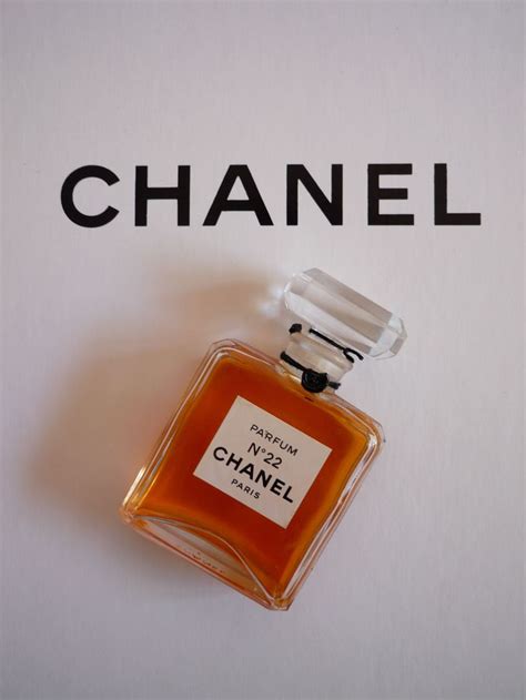 chanel bottles batch codes fakes basenotes site www.basenotes.net|chanel batch codes explained.